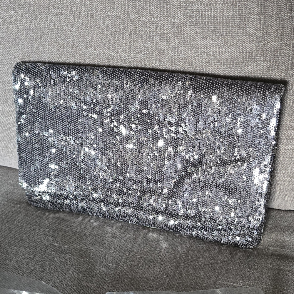 NWT BCBGMaxAzria Elegant Silver Grey Carbon Sequin Clutch